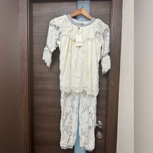 NWT TWINSET Simona Barbieri Cream Lace Royal Two-Piece Set Size: 12Y